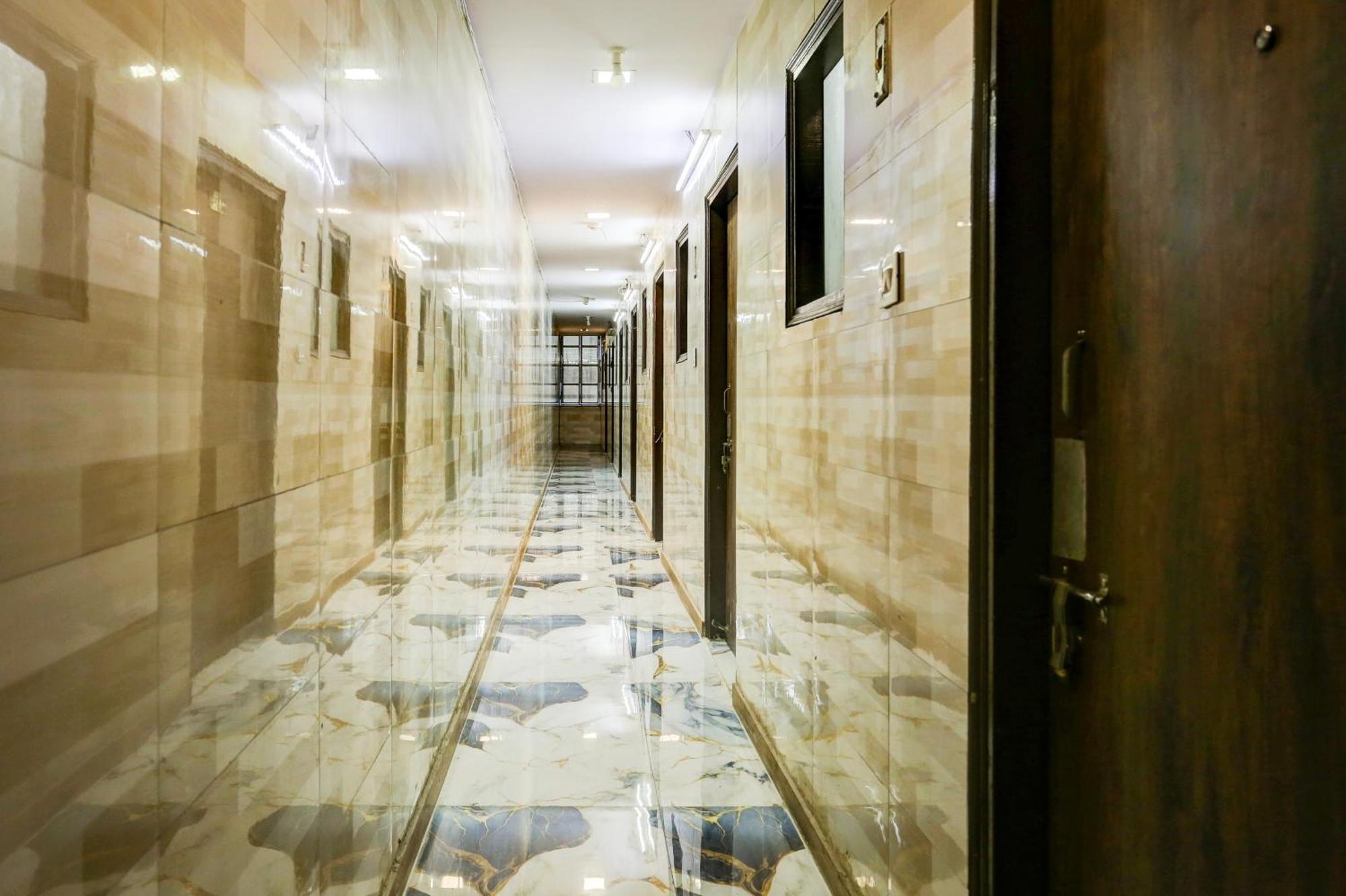 Hotel O Park View Delhi (National Capital Territory of India) Exterior foto